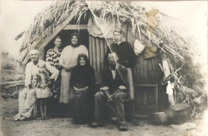 Familia Mixici în Bărăgan / FOTO Biblioteca Central Universitară Timişoara