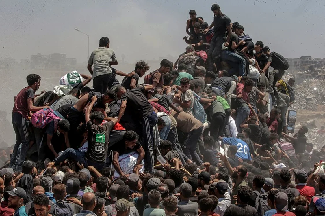 Saber Nuraldin (Gaza) - “Aid Emergency in Gaza” (© World Press Photo)