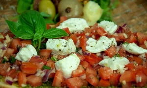 saavikam caprese 5004751 1920 (1) jpg