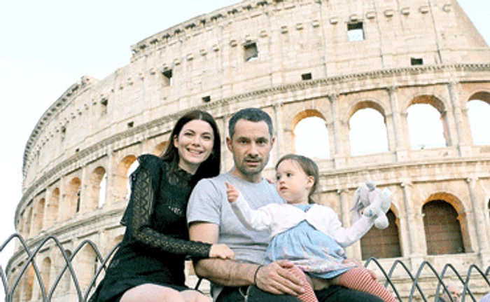 Nu au putut rata nici Colosseumul de la Roma