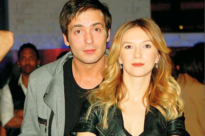 Radu Vâlcan riscă să rămână fără nume, însă l-ar putea purta pe cel al Adelei Popescu dacă s-ar căsători cu ea