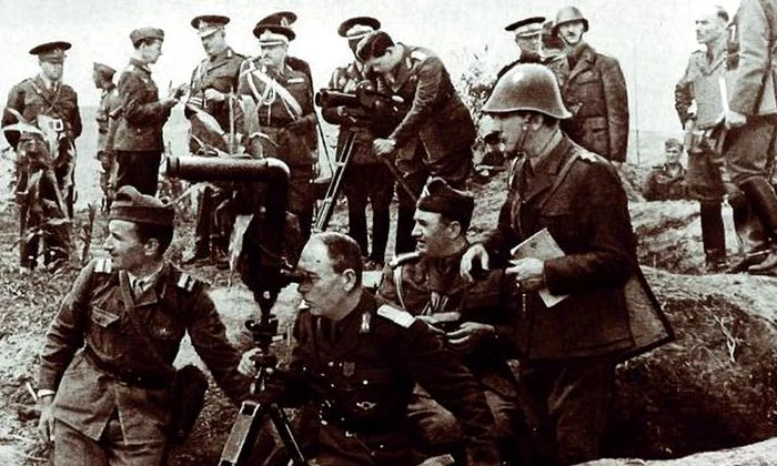  Luptele politice şi pentru putere în armată jpeg