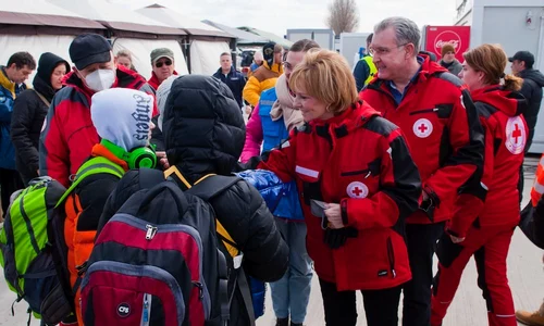 1 familia regala la vama isaccea majestatea sa margareta custodele coroanei presedinte crucea rosie principele radu 11 jpg jpeg