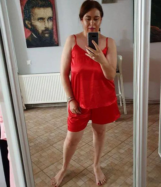 Fotografia încărcată de Oana a stârnit controverse în rândul admiratorilor 