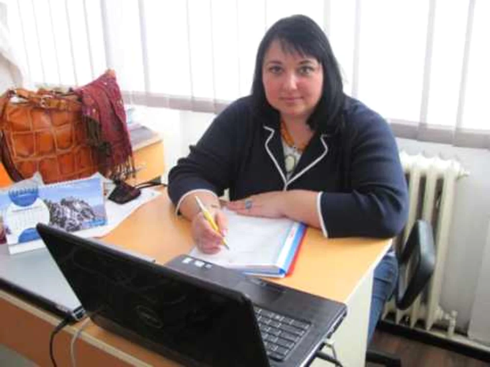 Medicul Ramona Lesnic