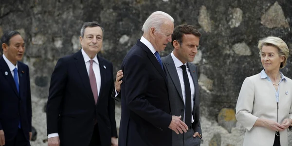summit g7 11 iunie 2021 Joe Biden Emmanuel Macron Ursula von der Leyen Mario Draghi Yoshihide Suga foto epa efe