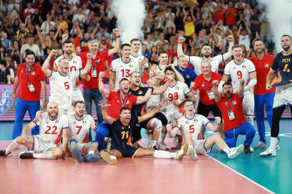 Tricolorii au făcut un meci superb, iar la final s-au bucurat alături de fani