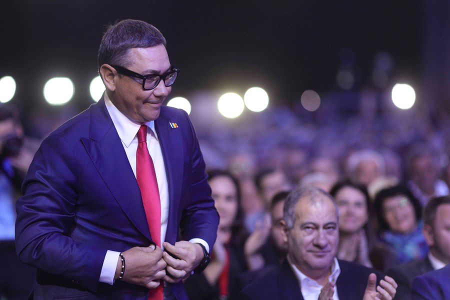 Ponta vrea să revină în PSD: „Nu am plecat niciodată, m-au dat ei afară. Dacă mă primesc, mă întorc”