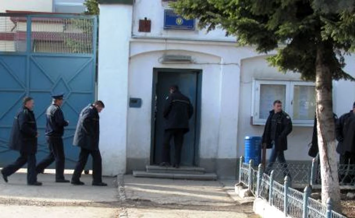 Pentru 3 octombrie este anunţat, de la ora 12:00, un miting în faţă sediului Ministerului Justiţiei.