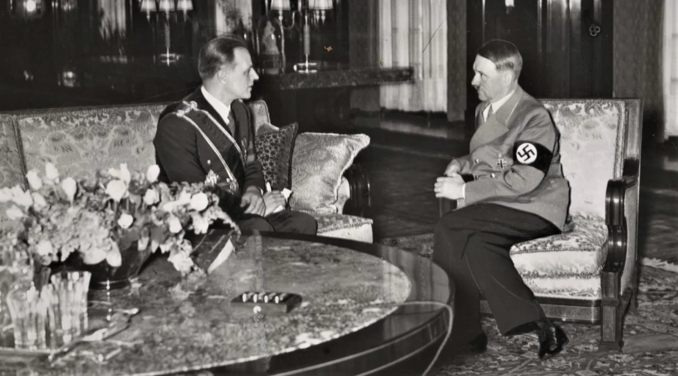 Grigore Gafencu, tête-à-tête cu Hitler, în apartamentul dictatorului; Fotografii: Arhiva diplomatică a MAE