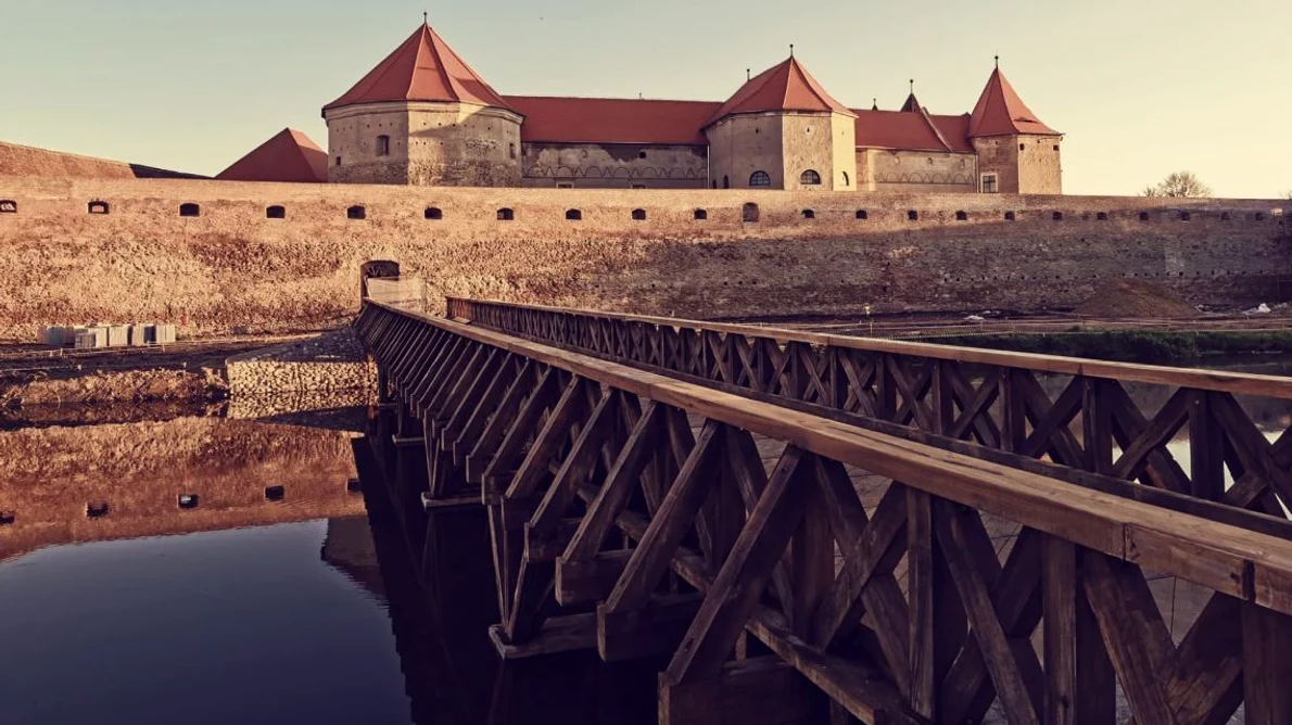 Au început lucrările pentru construcția celui de al doilea pod al Cetății Făgăraș jpeg