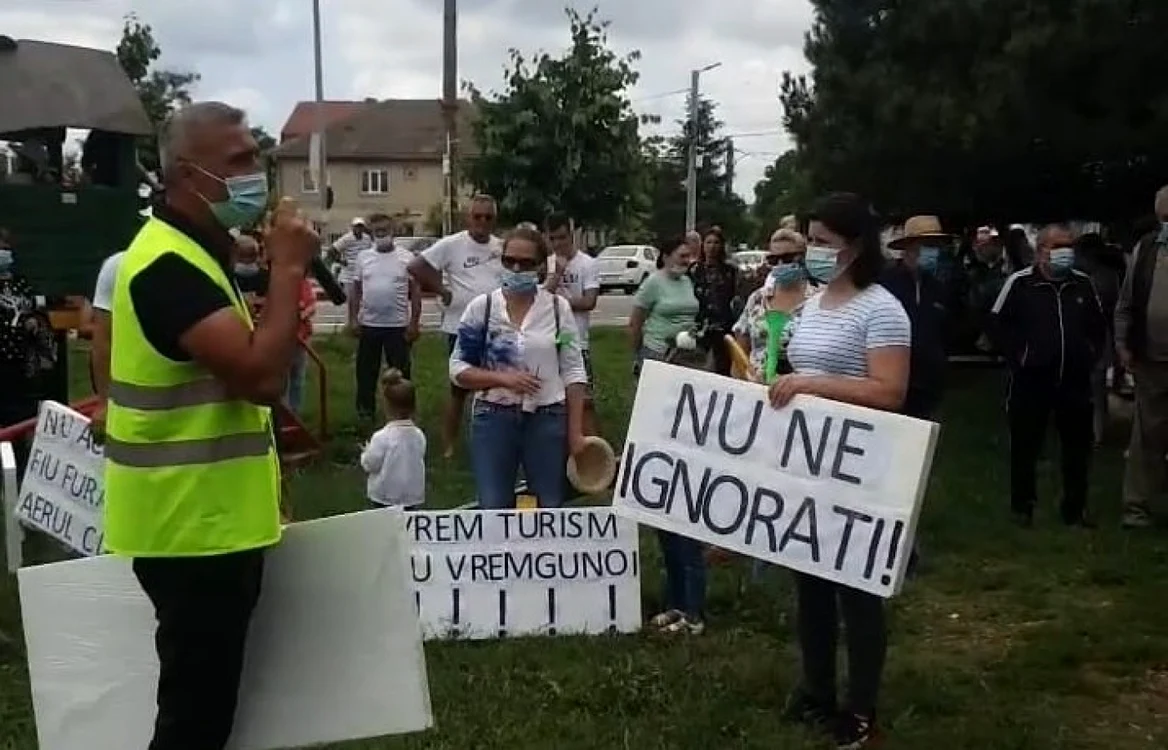 Protestul oamenilor din Costineşti foto: Iorga Cheta Raveta