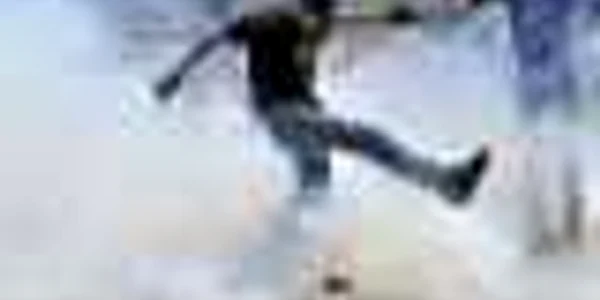 Poliţia a recurs la gaze lacrimogene 