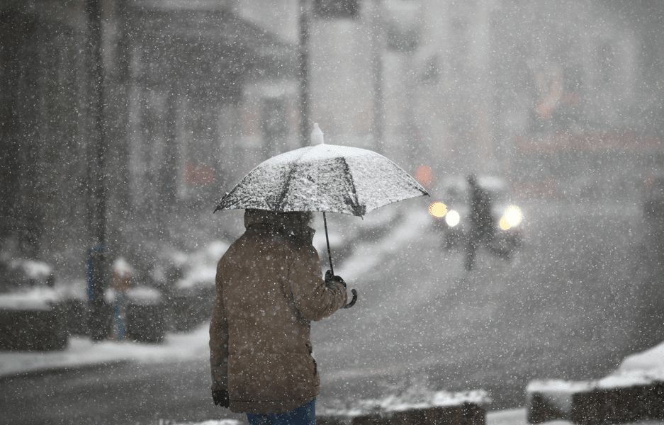 Cât mai îndurăm iarna dezlănțuită. Anunțul meteorologilor despre ce ne așteaptă de Paște, când vine căldura