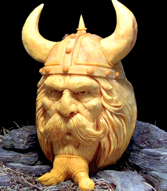
    Vikingul  