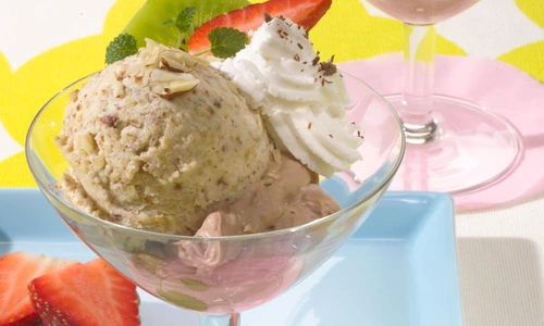 Hazelnut Ice cream with Paris Whites jpeg