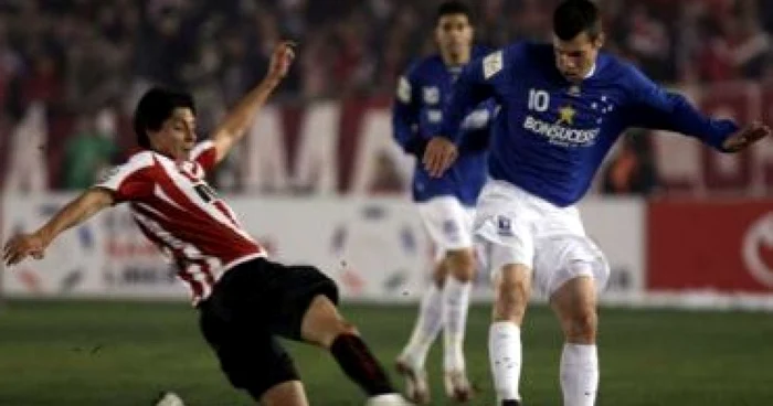 FOTBAL: Estudiantes-Cruzeiro 0-0, în meciul tur al finalei Copei Libertadores