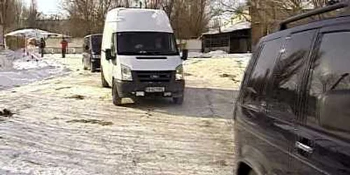 Trecerea bac spre IMB. FOTO: NICOLETA BUTNARU