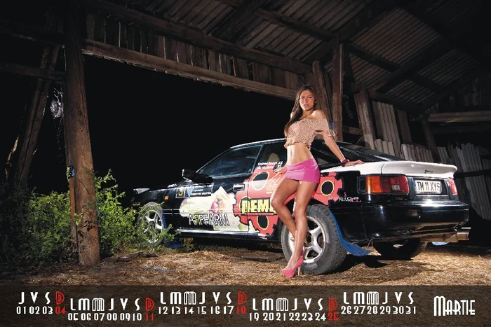Calendarul «Racing Curves» 2012