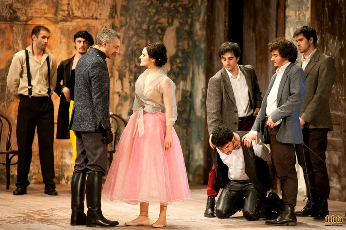 Actorii teatrului oradean pe scena din Bucureşti