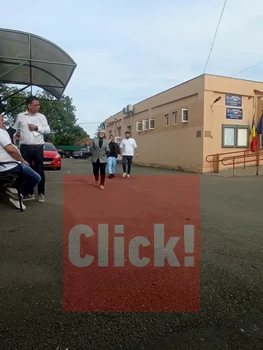 Pepe și Raluca Pastramă s-au întâlnit la Judecătoria Buftea foto: Click!