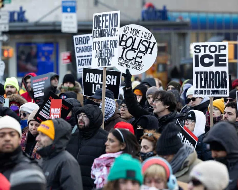 Demonstrații naționale în SUA după moartea celor doi americani împușcați de agenți federali. Mii de oameni au protestat la Minneapolis