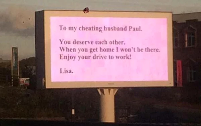 
    Femeia a descoperit că era înşelată de soţ   