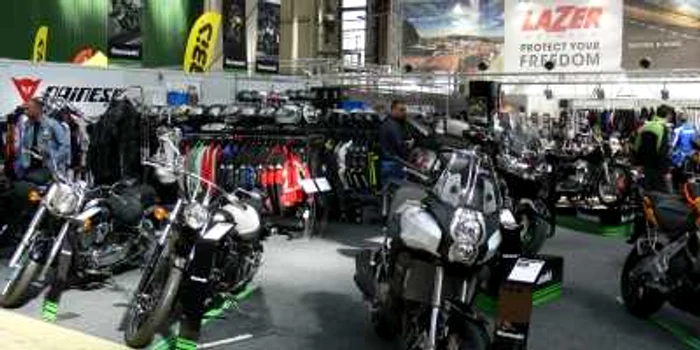 Peste 50 de expozanţi sunt prezenţi la Salonul de Motociclete de la Romaero