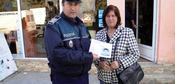 Străzile din Chişineu Criş sunt în continuare împânzite de poliţişti  