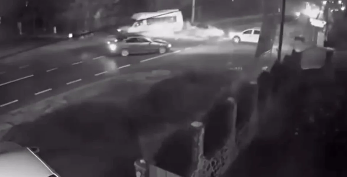 Momentul producerii accidentului de la Crevedia. FOTO captură