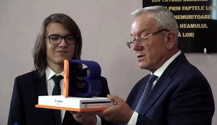 David Vlad Andrei și primarul Constantin Toma SURSA Primăria Buzău