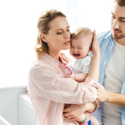 un bebelus care plange, shutterstock jpg