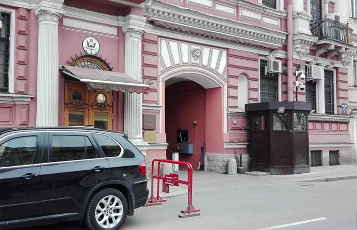 Consulatul SUA in Sankt Petersburg FOTO The Moscow Times