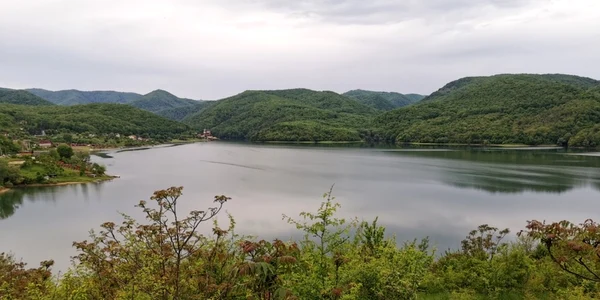 lacul cincis foto daniel guta adevarul