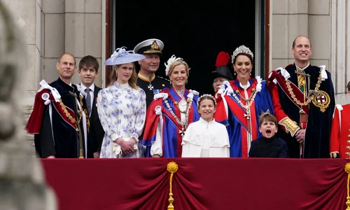 Familia Regala la balconul regal alaturi de Regele Charles si Regina Camilla   profimedia 0774210270 jpg