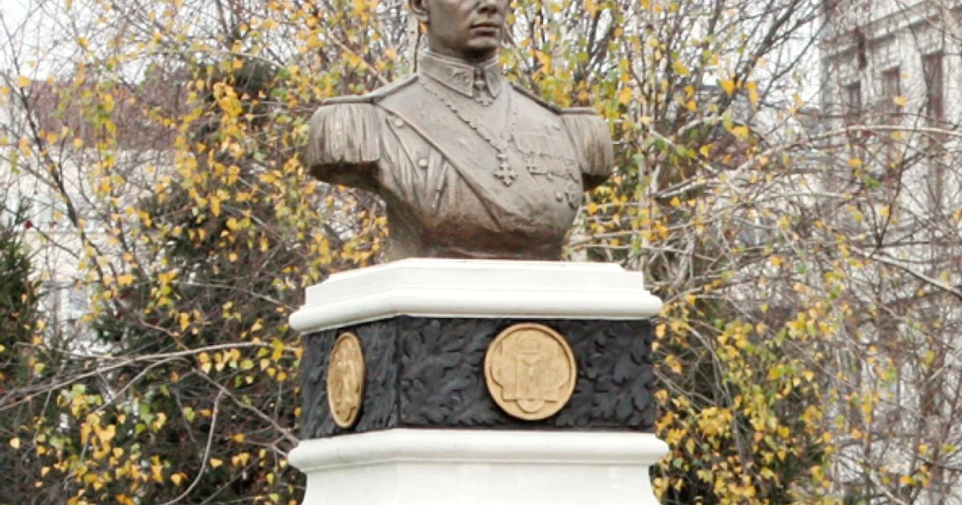 Bustul Regelui Mihai a fost dezvelit la Craiova în anul 2014