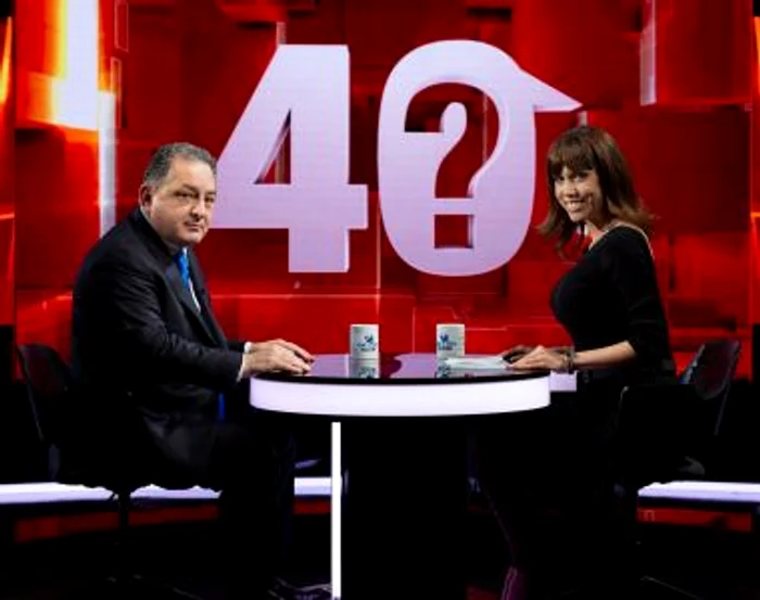 
    Vanghelie, în vremea în care era primar al sectorului 5 și își expunea, fără rețineri, ceasurile de mii de euroSursă foto: Arhivă Click!  