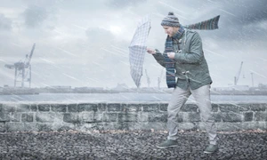 Vant puternic FOTO Shutterstock jpg