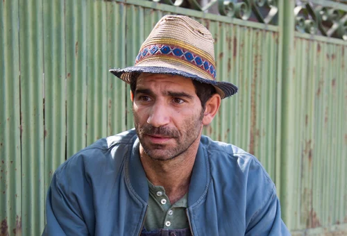 Firicel (Cuzin Toma) vrea să plece la muncă în străinătate 