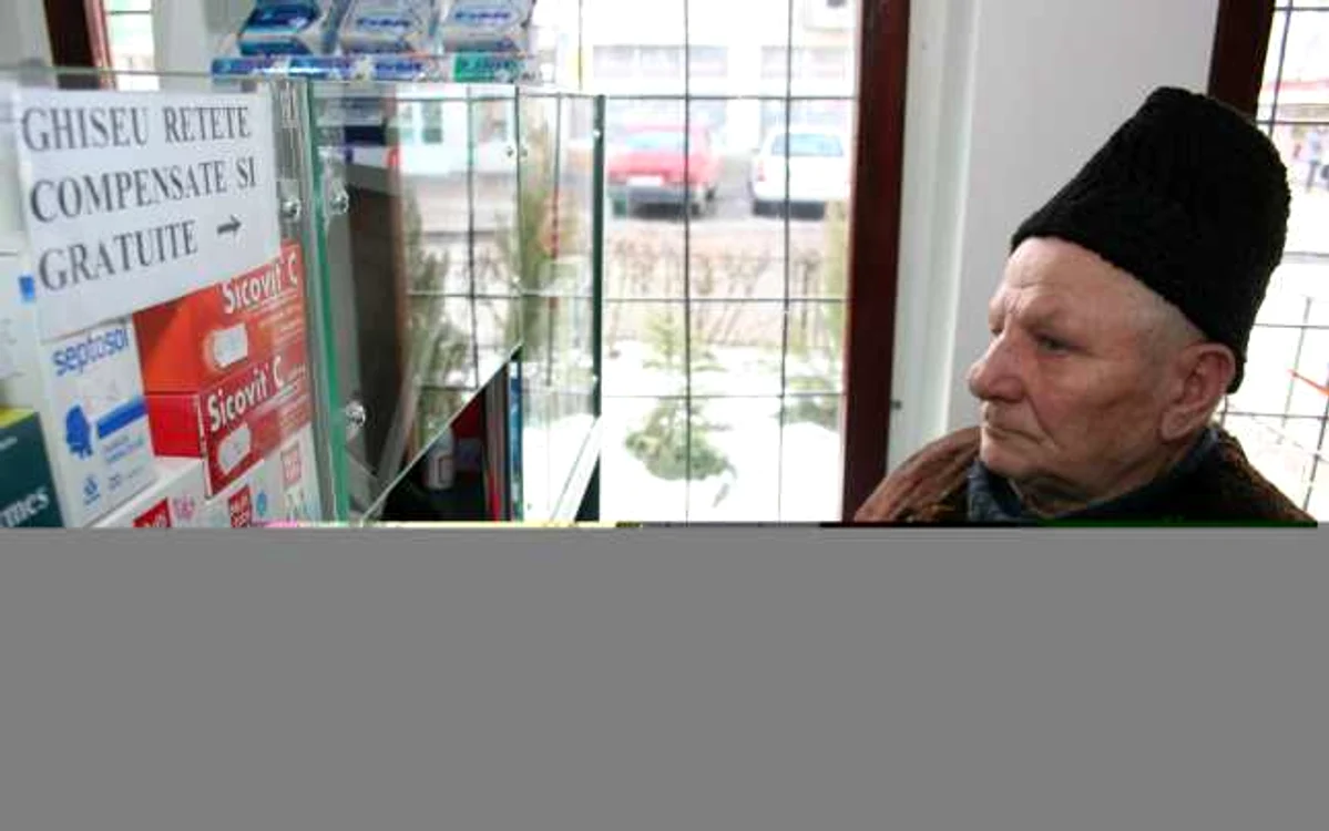 Botoşani: Bătrânii sunt plimbaţi de la o farmacie la alta