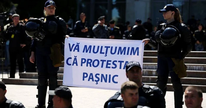 Mesajul politiei pentru protestatarii de la Chisinau