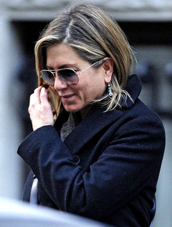 Jennifer Aniston are tenul pătat
