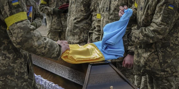 inmormantare soldat ucrainean 9 martie 2022 foto epa efe