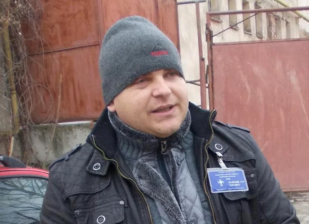 Bogdan Ghiciuc este unul dintre aşa-zişii consultanţi funerari de la IML. Foto: Ionuţ Benea