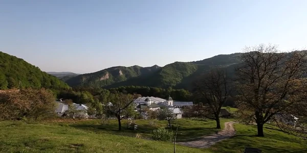 Mănăstirea Frăsinei din Muereasca Vâlcea Athosul românesc Foto Daciana Stoica jpg