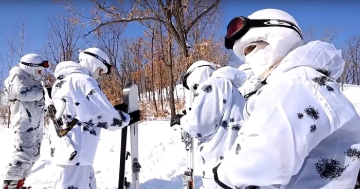 Militari rusi camuflati pe timp de iarna FOT Captura YouTube