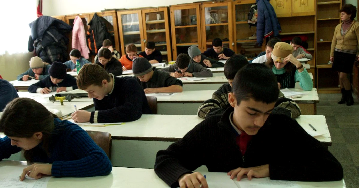 Nominalizările celor mai buni dascăli, din ciclul preuniversitar, continuă până în ianuarie 2012 (foto: Alex Policală)