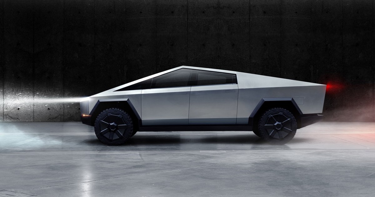 Tesla Cybertruck, fotografiată pe străzile din România: „Cu tomberonul prin Cluj”. „O urâțenie”