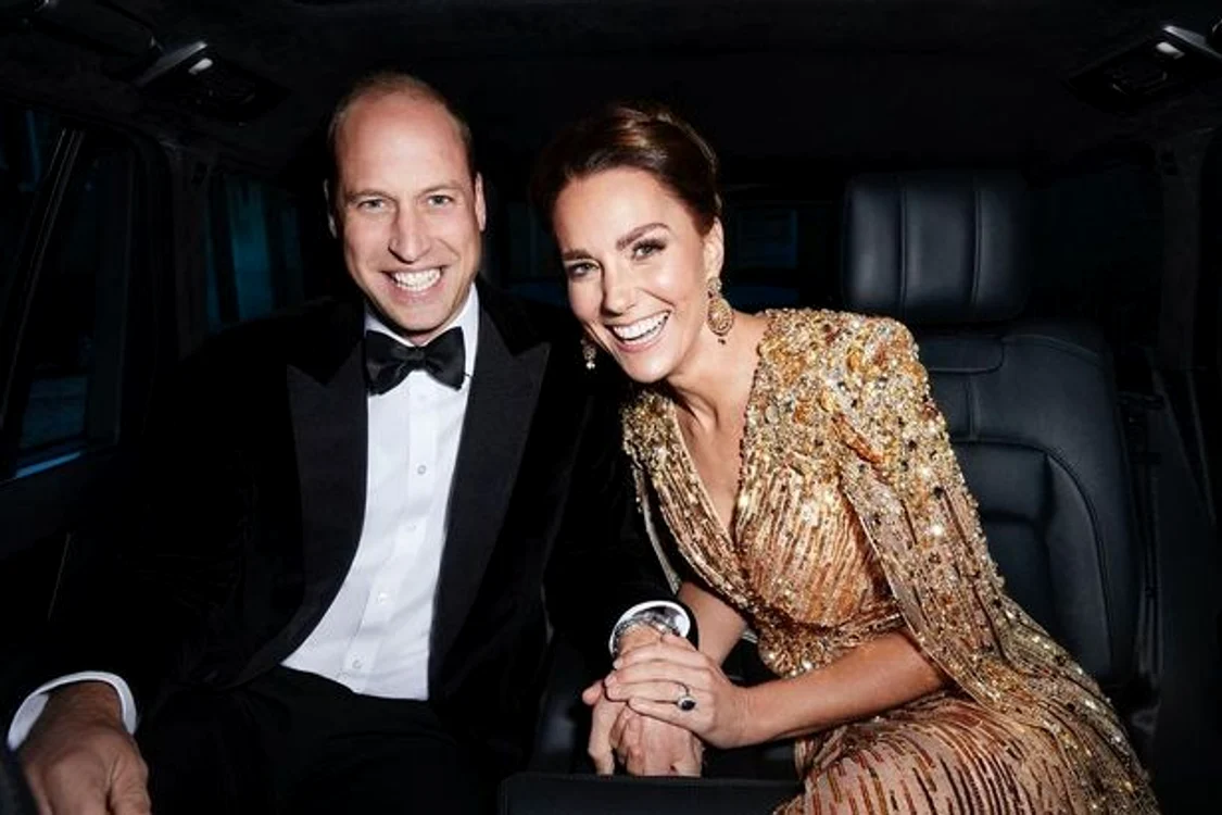 Kate Middleton și prințul William la premiera filmului James Bond 