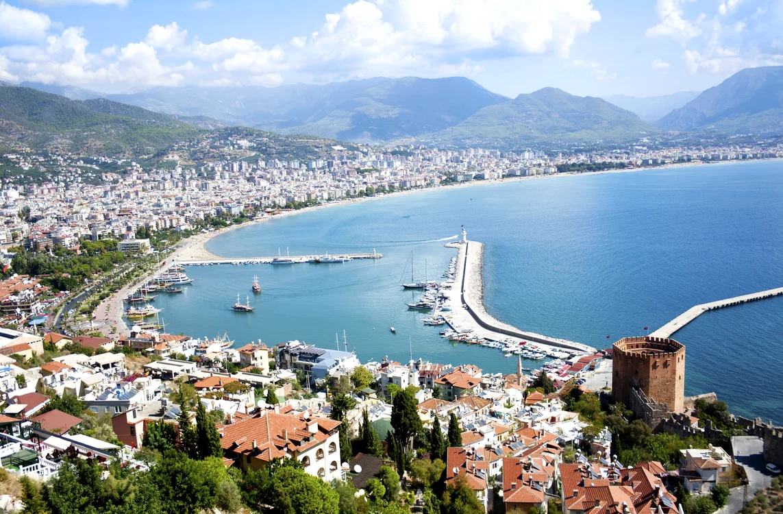 Cele mai frumoase plaje din Antalya: orașul Antalya este capitala regiunii mediteraneene cu același nume